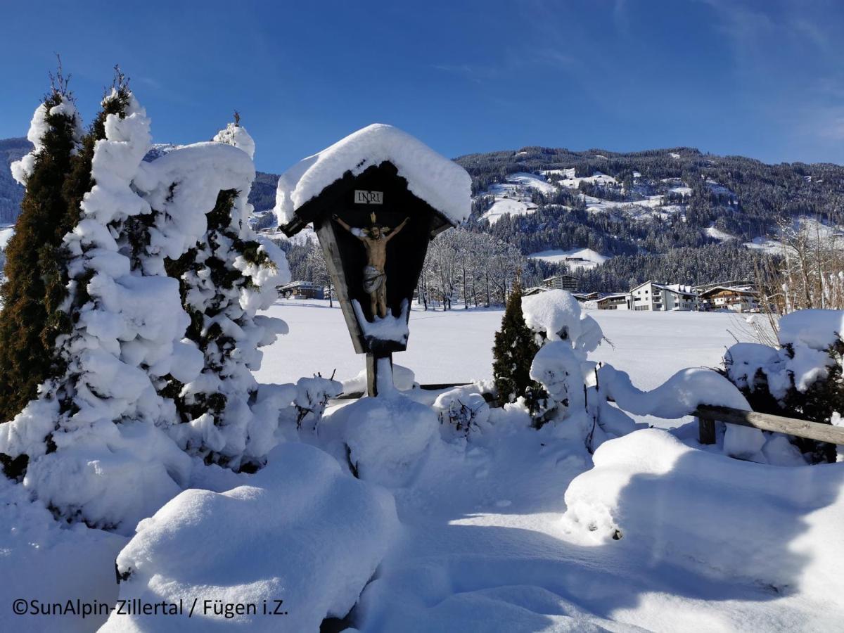 Sunalpin - Zillertal Fügen Exteriör bild