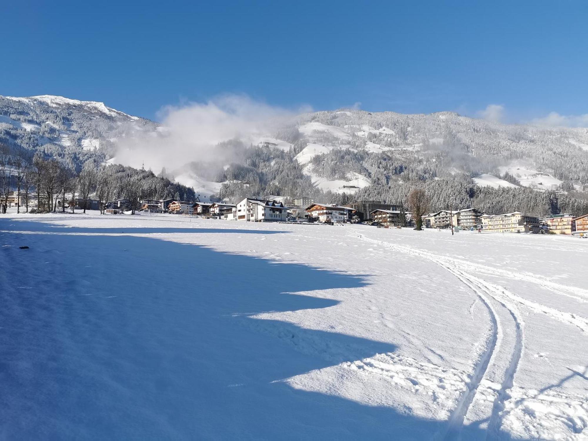 Sunalpin - Zillertal Fügen Exteriör bild